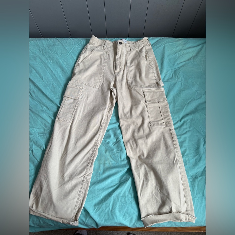 Hollister cargo pants